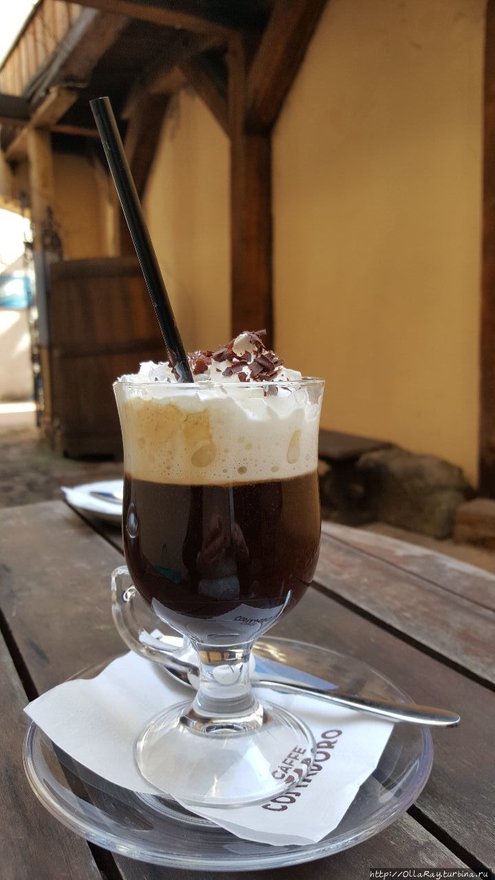 Кафе и бальзам-бар Riga Black Magiс Рига, Латвия