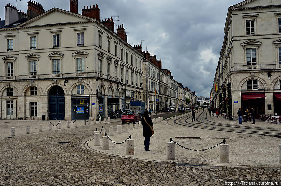 Останься ещё на час Орлеан, Франция