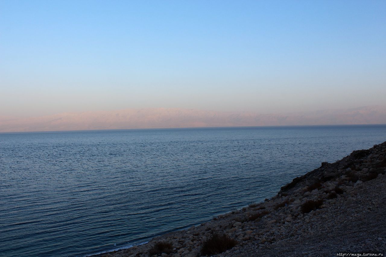 Зимнее купание в Мертвом море Мертвое море, Израиль