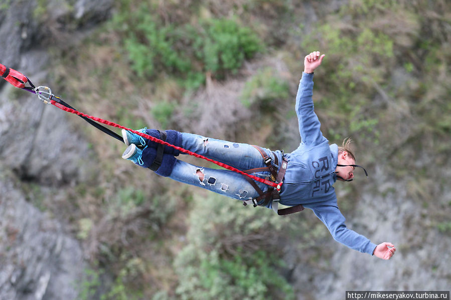 First Bungy in the world Квинстаун, Новая Зеландия