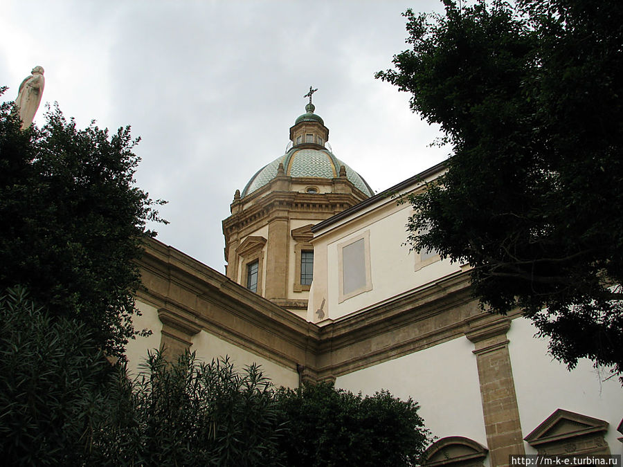 церковь Иисуса или Богоматери Христа, или Обитель профессов Палермо, Италия