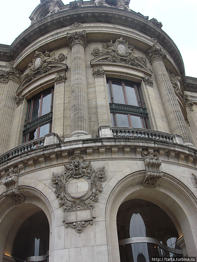 Гранд-Опера со стороны улицы Алеви