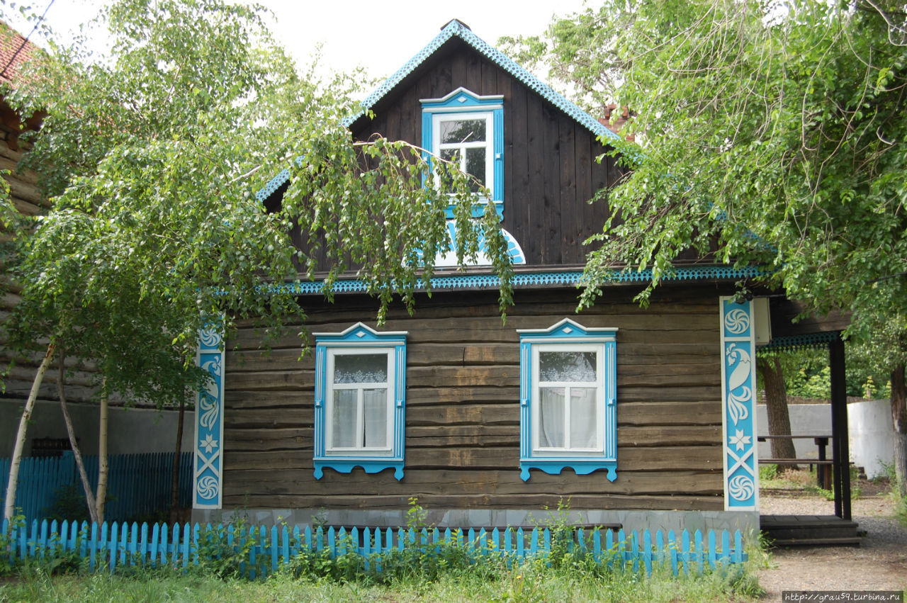 Прогулка по Национальной деревне Саратов, Россия
