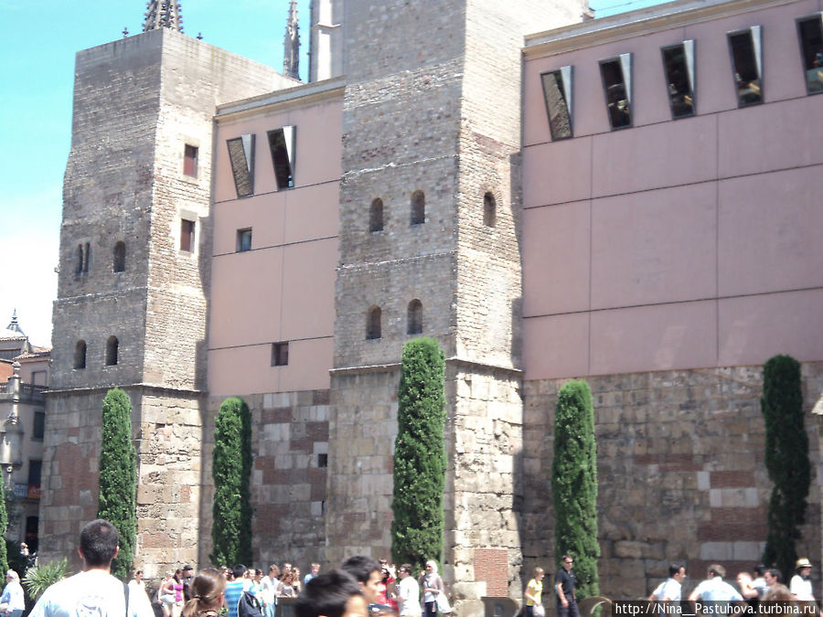 Легенды  Готического  квартала Барселона, Испания