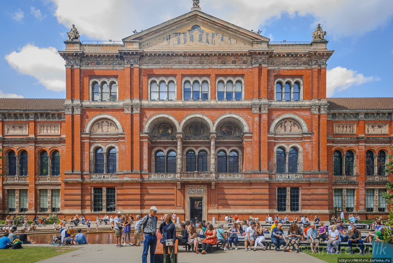 Victoria and albert museum