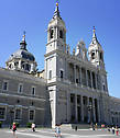 Собор Санта-Мария-ла-Реаль-де-ла-Альмудена (Catedral de la Almudena) —Кафедральный собор Мадрида. Расположен напротив Оружейной площади Королевского дворца и посвящён Богородице Альмудене. 4 апреля 1884 года Альфонс XII заложил первый камень будущего собора, а cтроительство собора было закончено в 1993 году.