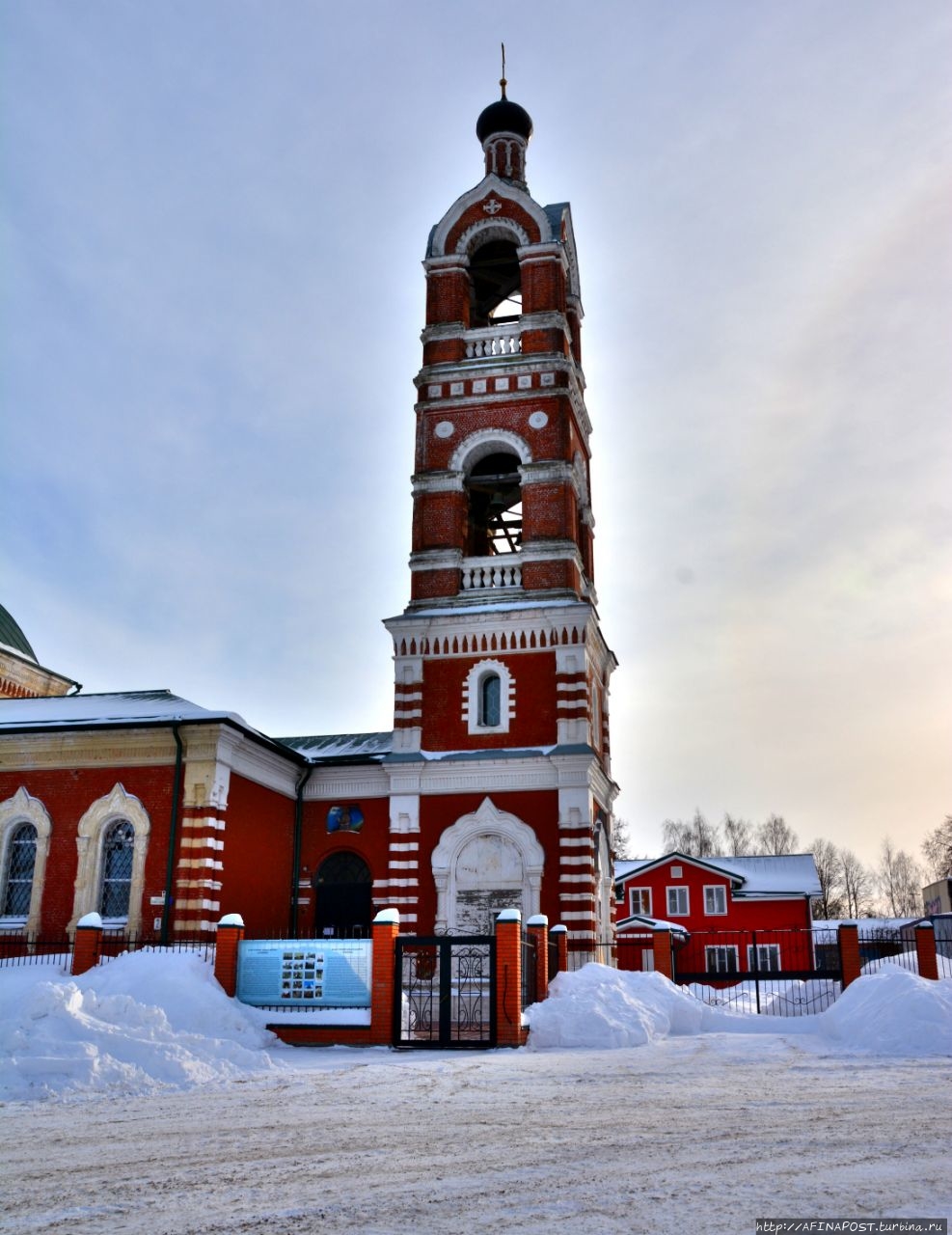 Церковь Успения Пресвятой Богородицы Бронницы, Россия