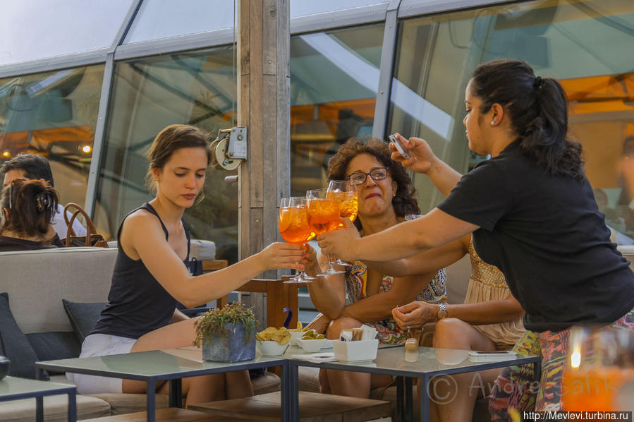 На террасе Универмага La Rinascente — Милан, Италия Милан, Италия