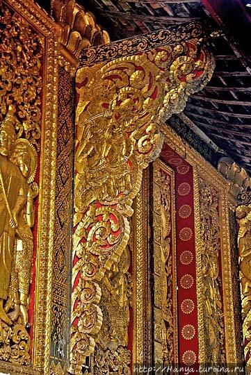 Королевский зал погребальных колесниц в Сиенгтхонге. Фото из интернета