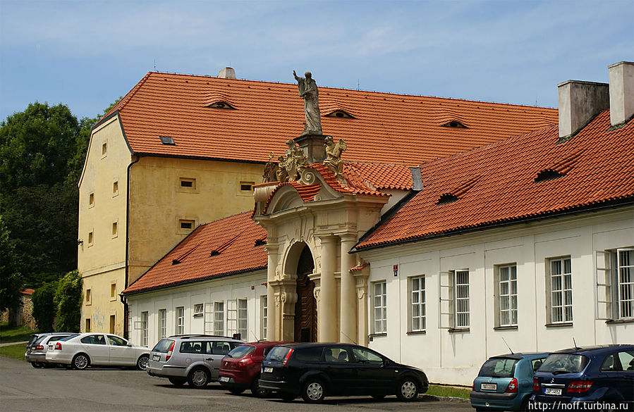 Бржевновский монастырь Прага, Чехия