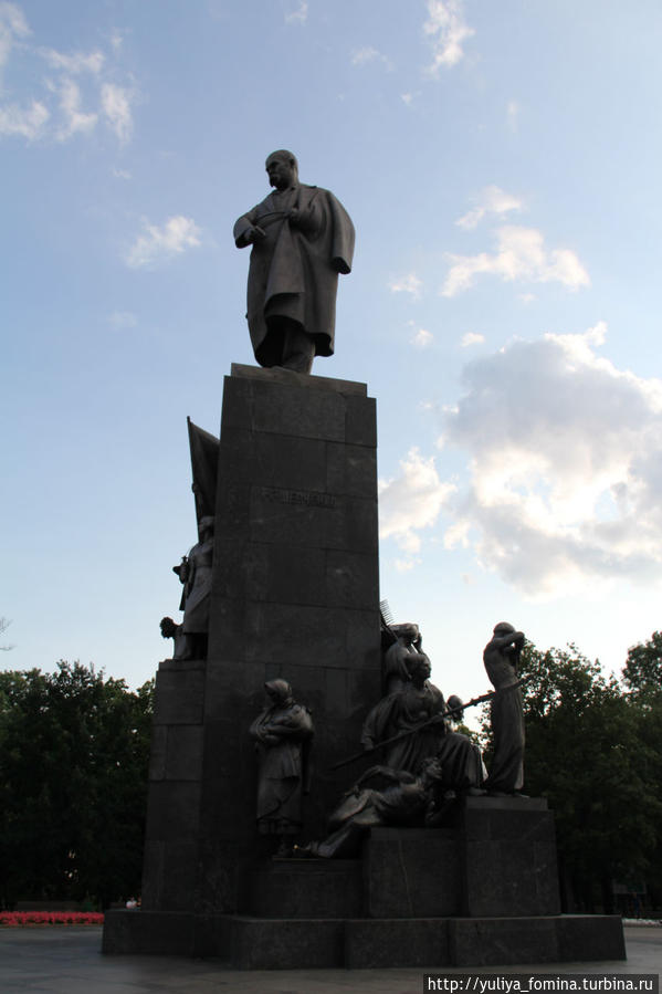 Харьков — город студентов и площадей Харьков, Украина