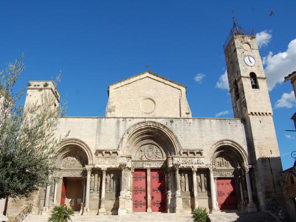 Аббатская церковь Сен-Жиль-дю-Гар / Église abbatiale de Saint-Gilles du Gard