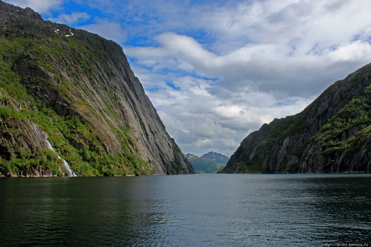 Тролльфьорд / Trollfjord