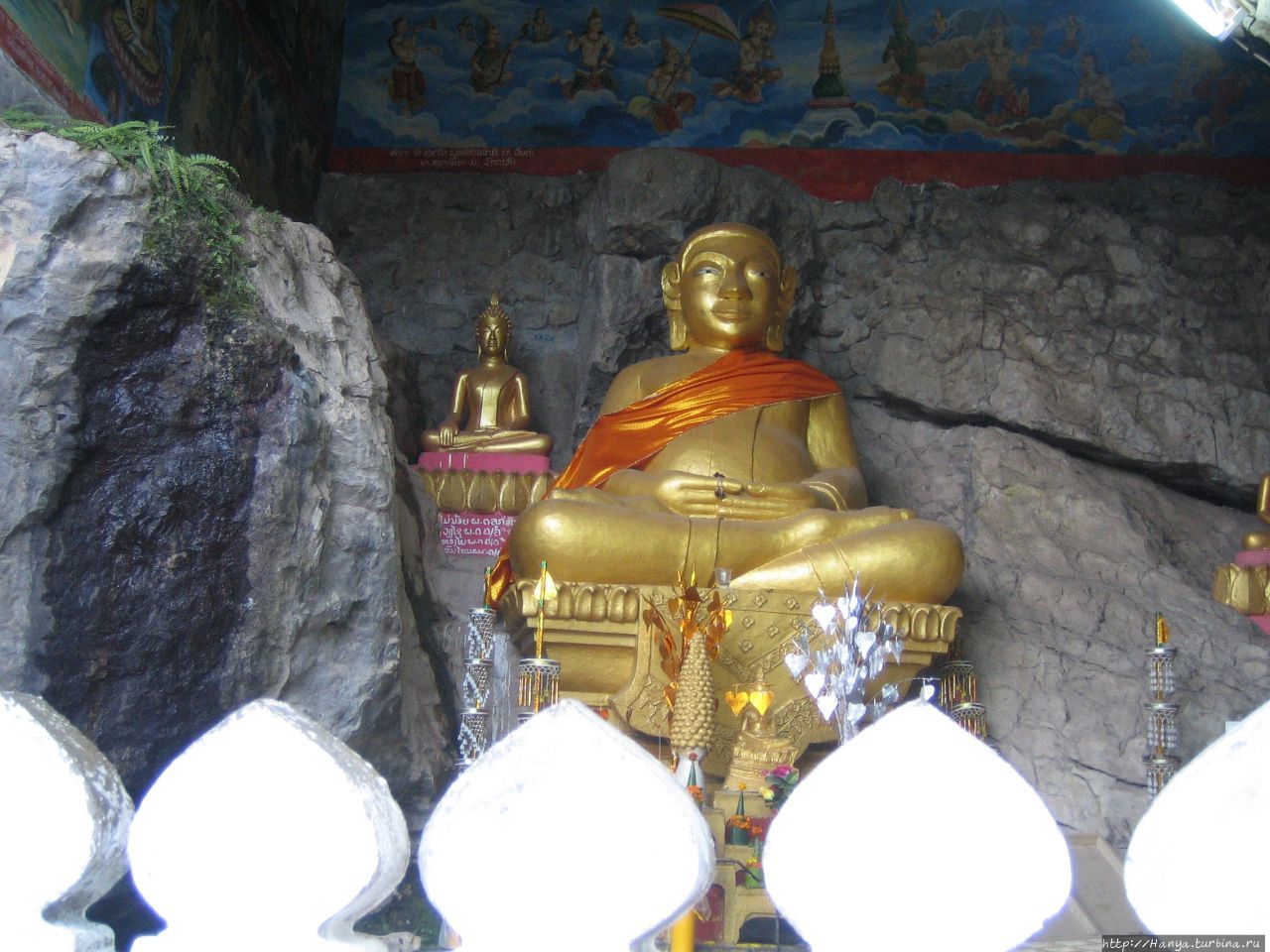 Статуи Будды на горе Фуси