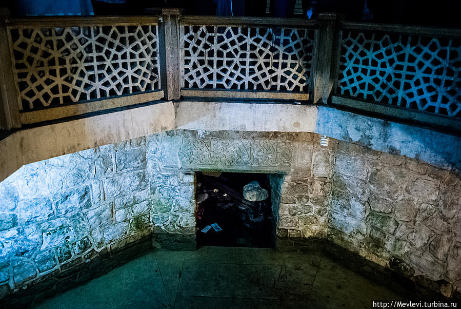 Мавзолей поэта Саади, Шираз, Иран.