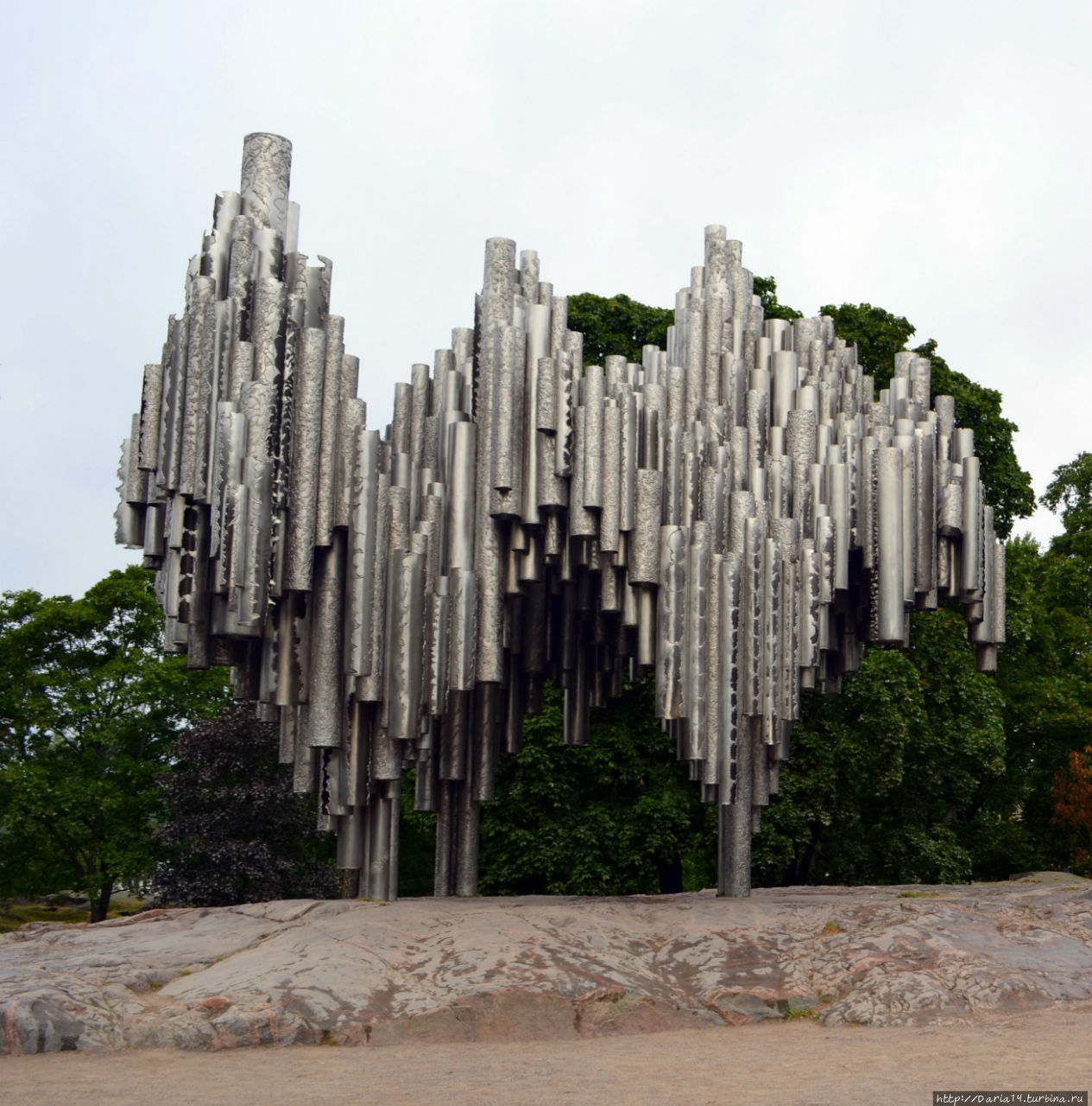 В дождь из Турку в Хельсинки Хельсинки, Финляндия