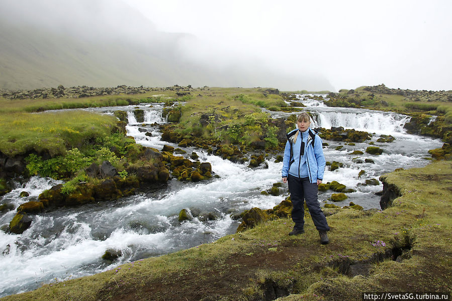 Красивый сюрприз Исландии — водопадики-перекаты у дороги Южная Исландия, Исландия