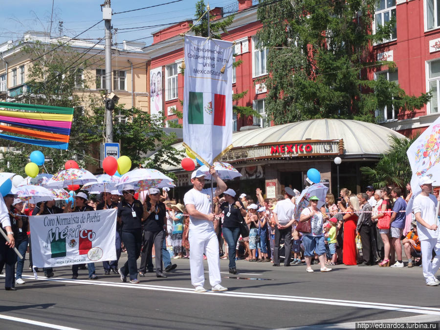 Дарю Вам тысячи улыбок!!! Красноярский карнавал, городу 386 Красноярск, Россия