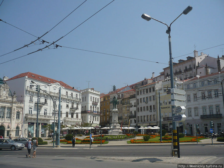 Прогулка городу студентов Коимбра, Португалия