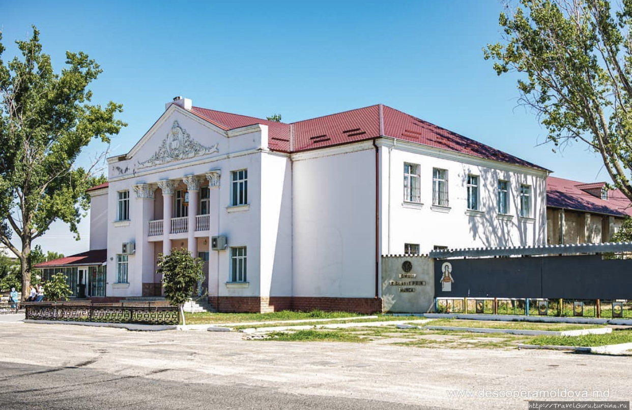 Школа Джурджулешты, Молдова