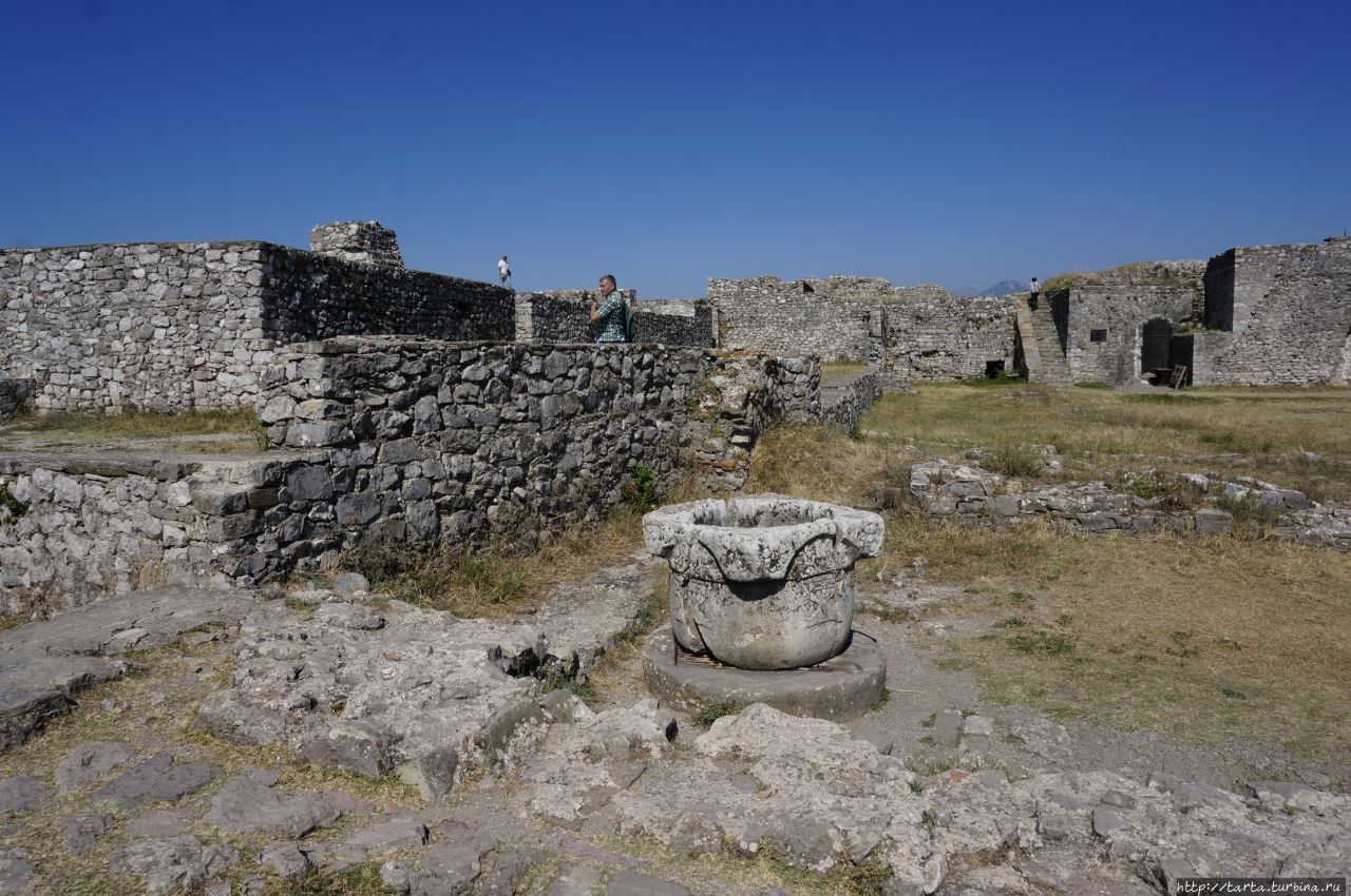 Шкодер проездом и крепость Розафа Шкодер, Албания