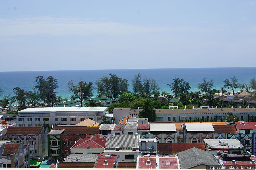 Вид на море с 9-го этажа Террасы Карон, Таиланд