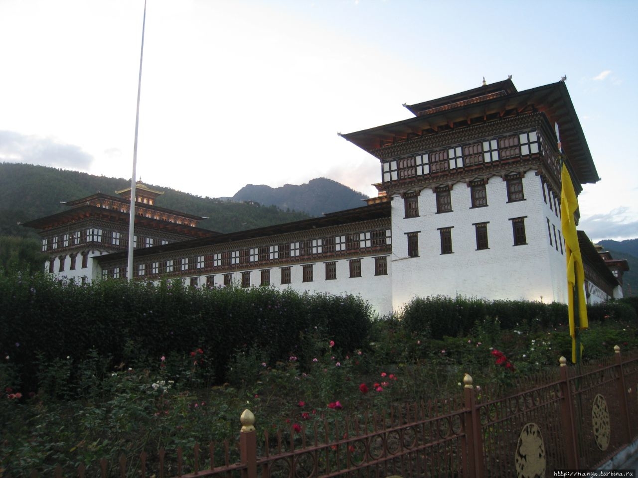 Траши Чхо Дзонг Тхимпху, Бутан