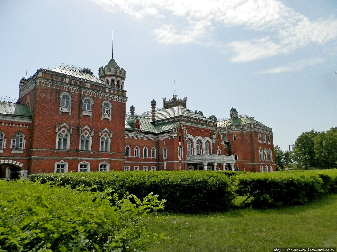 Юрино. Замок Шереметева Юрино, Россия
