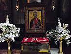 Икона святого праведника Федора Ушакова с частицей мощей, преподнесённых в дар храму из Ярославля