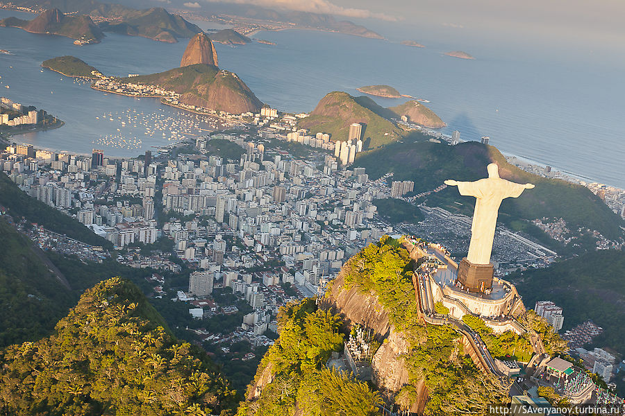 Гора Корковадо и статуя Христа-Искупителя
