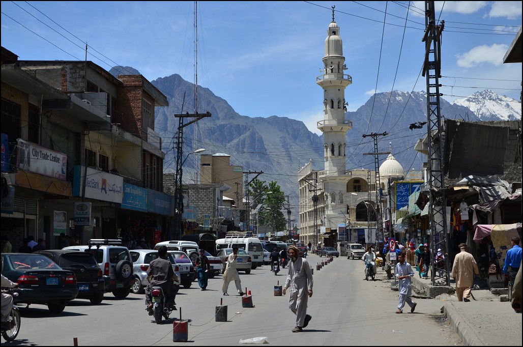 Ж Гилгит, Пакистан