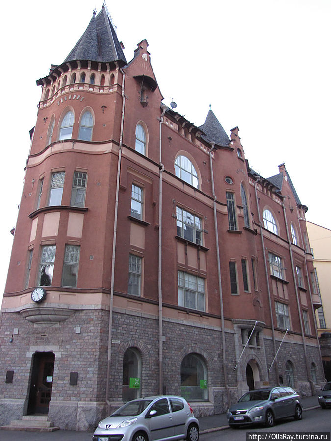 Дом Талльберга, 1898 г. Архитекторы  Г. Гезеллиус, А. Линдгрен, Э. Сааринен. (Luotsikatu, 1) Хельсинки, Финляндия
