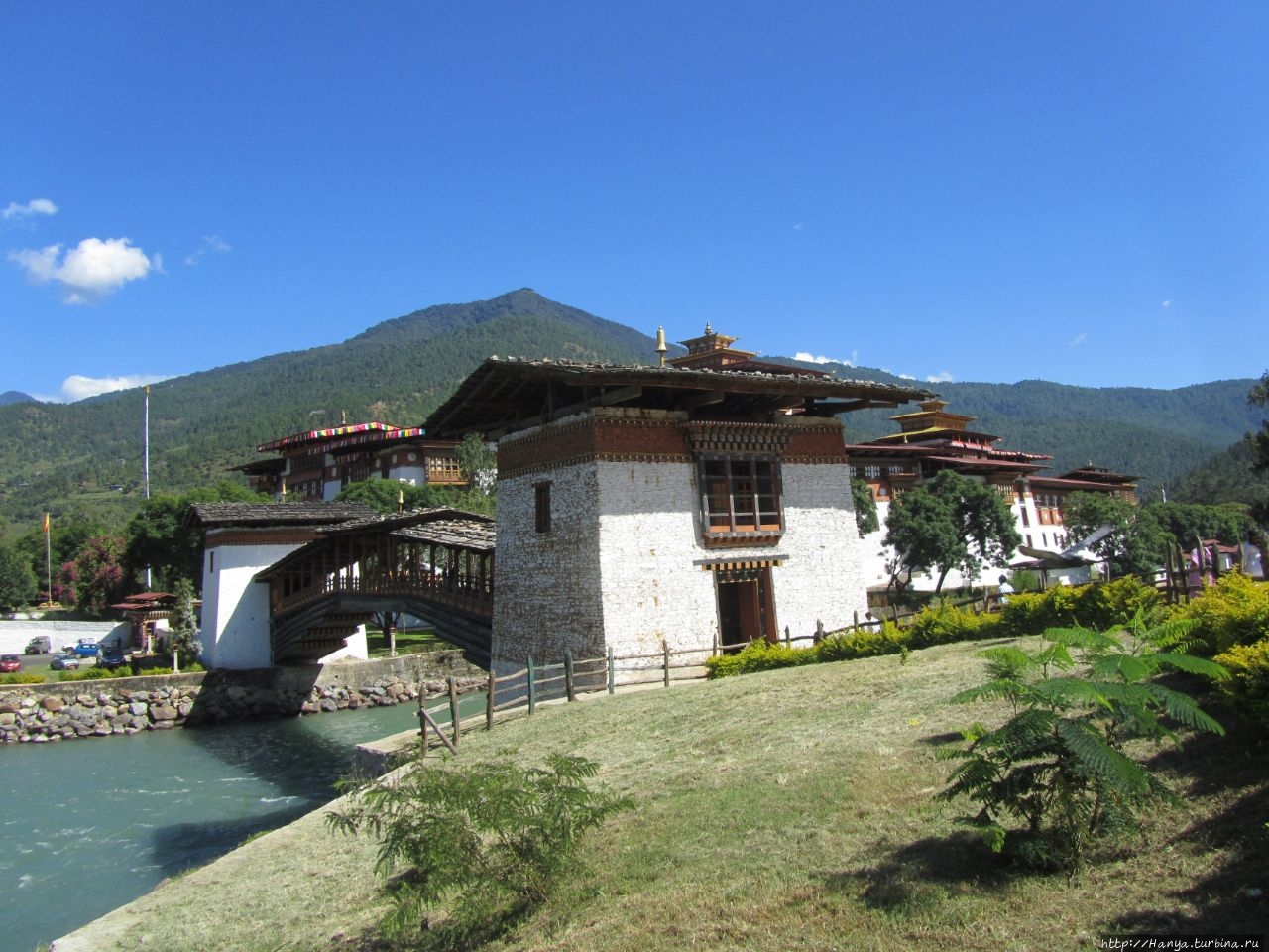 Мост Puna Mo Chhu Bazam Пунакха, Бутан