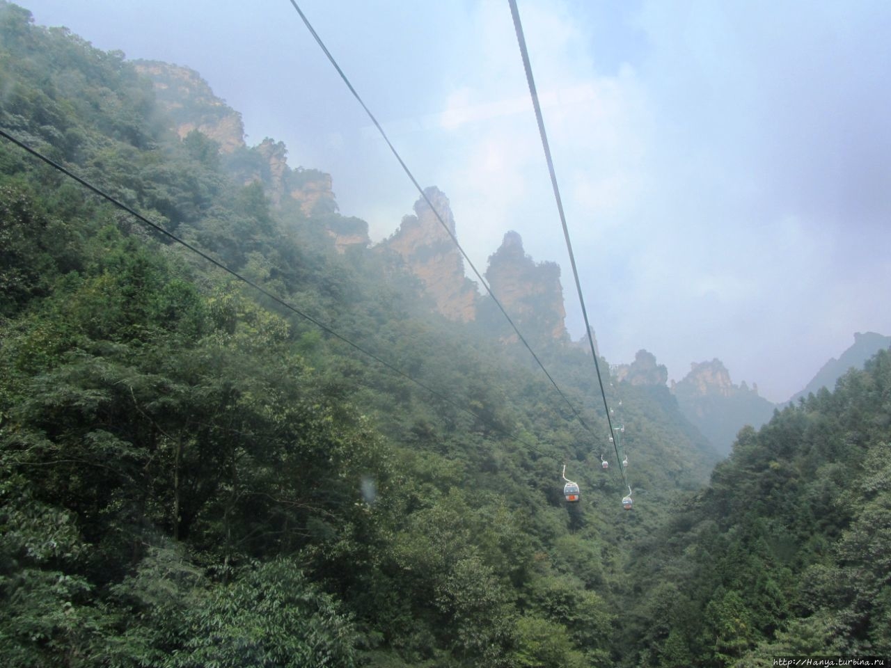 Фуникулер Tianzi Mountain Чжанцзяцзе Национальный Лесной Парк (Парк Аватар), Китай