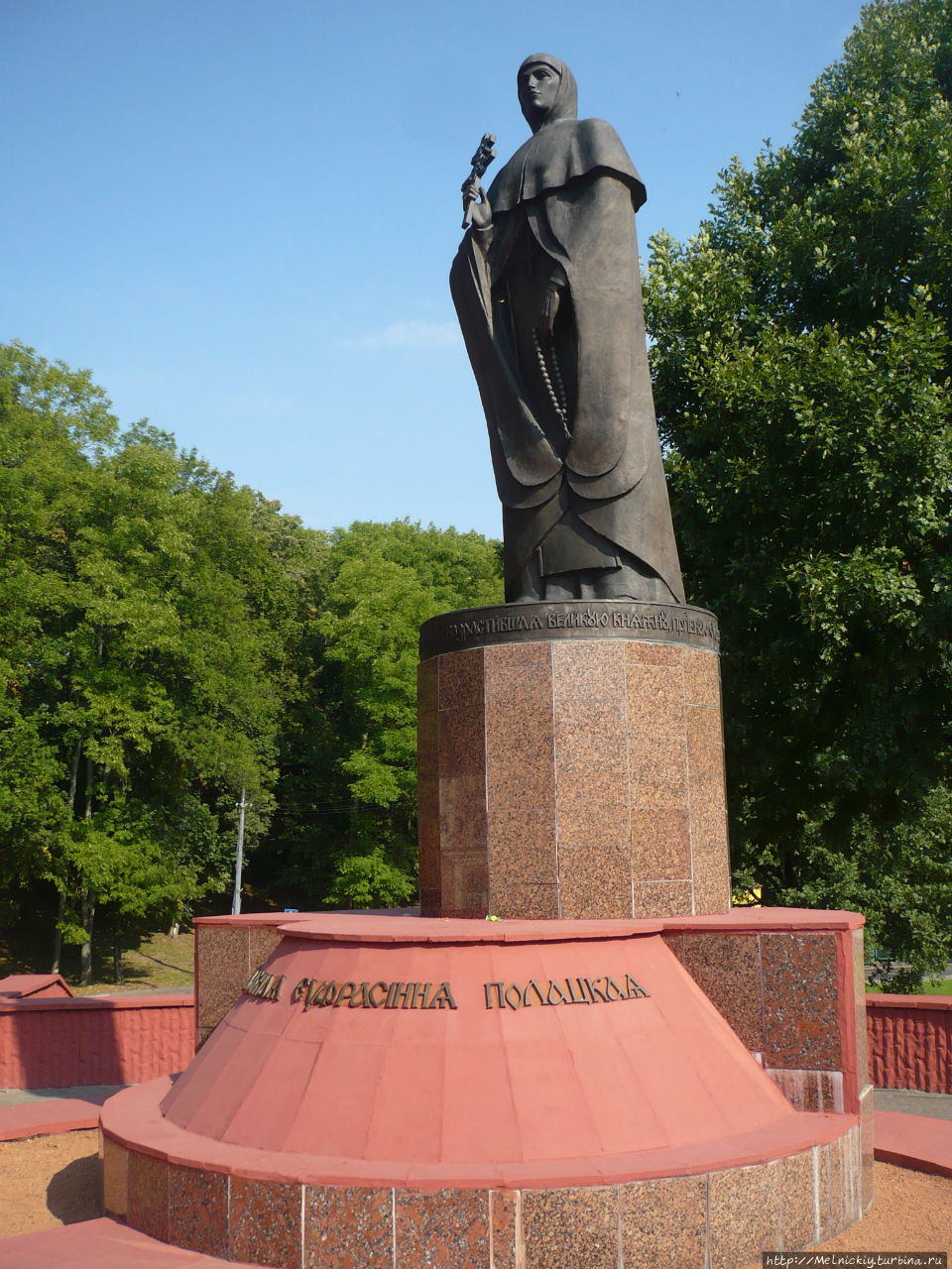 Памятник Евфросинии Полоцкой Полоцк, Беларусь