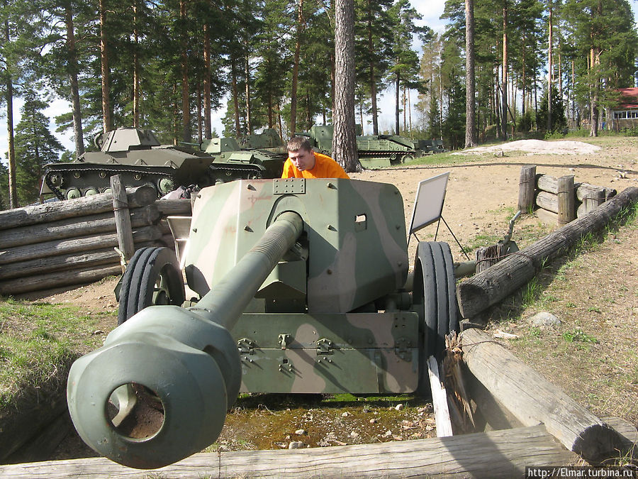 Музей бронетехники в Парола Хяменлинна, Финляндия