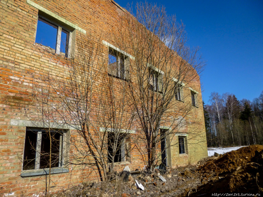 На обломках прошлого Москва и Московская область, Россия