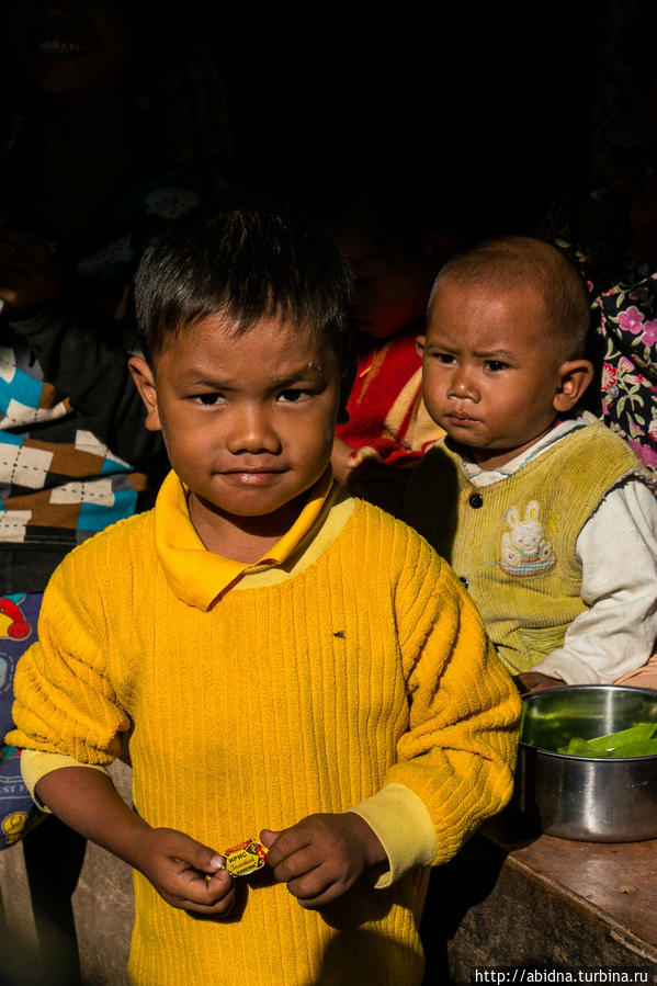 Бирманские детишки Мьянма