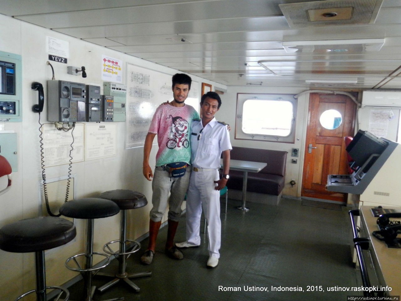 На пассажирском судне из Сурабайи (Ява) в Сампит(Калимантан) Калимантан, Индонезия