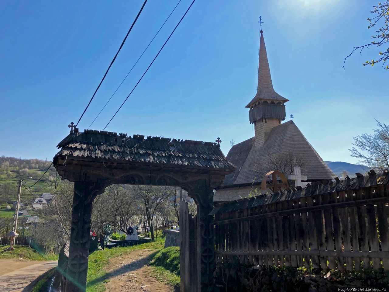 Деревянная церковь из Будешти Сусани Будешти, Румыния