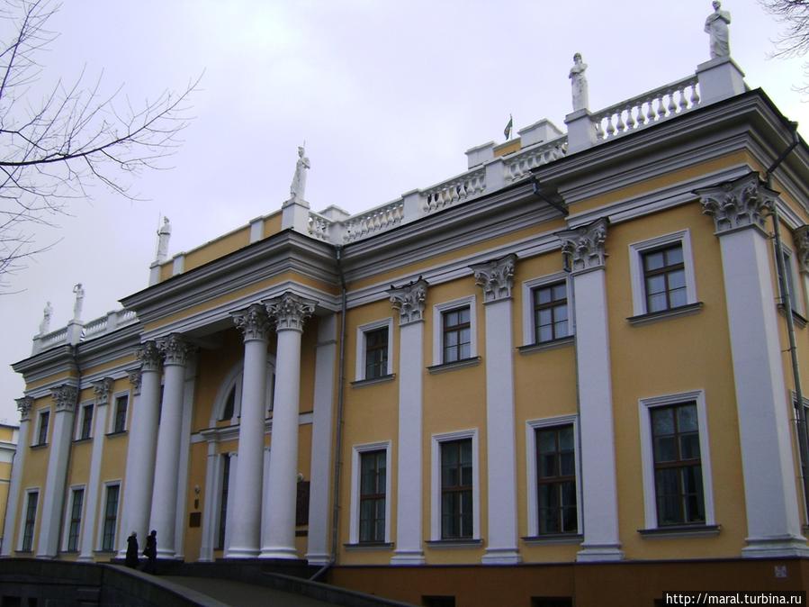 Дворец Румянцевых-Паскевичей Гомель, Беларусь