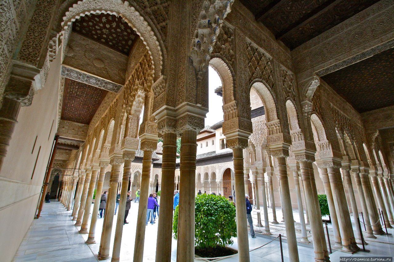 Альгамбра (Дворцы Насридов) Гранада, Испания