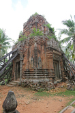 Храм Лолей. Юго-западная башня, посвященная теще короля. Фото из интернета