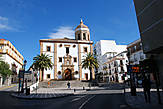 Церковь Благодарения (Iglesia de la Merced) построена в 1585 году через 100 лет после завоевания Ронды католическими королями.