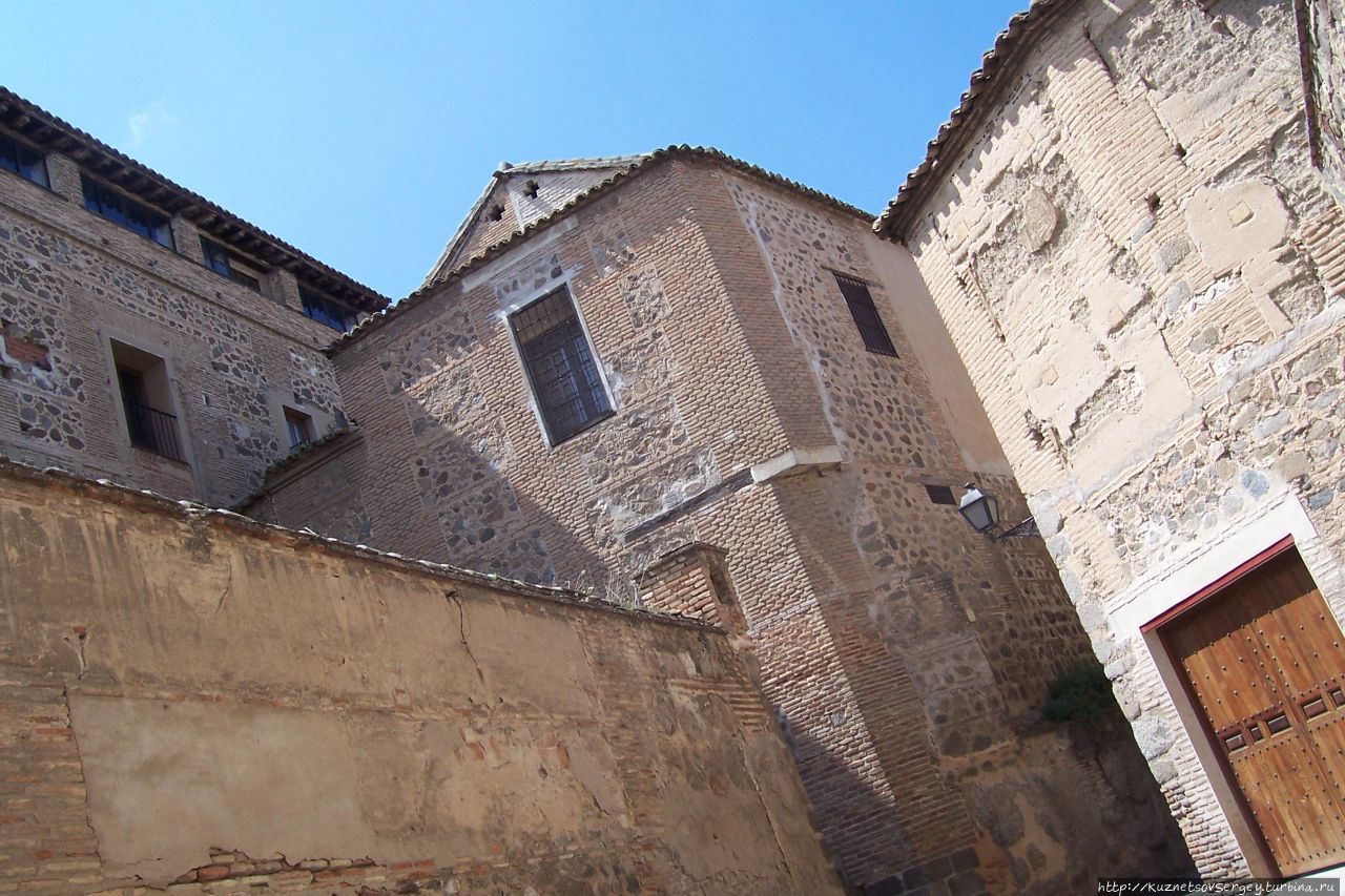 Толедо по минимуму Толедо, Испания Толедо по минимуму Толедо, Испания