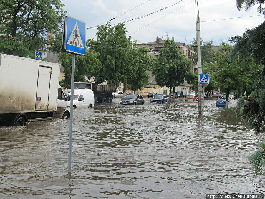 Гостеприимный Харьков (а дождя и не заметил) Харьков, Украина