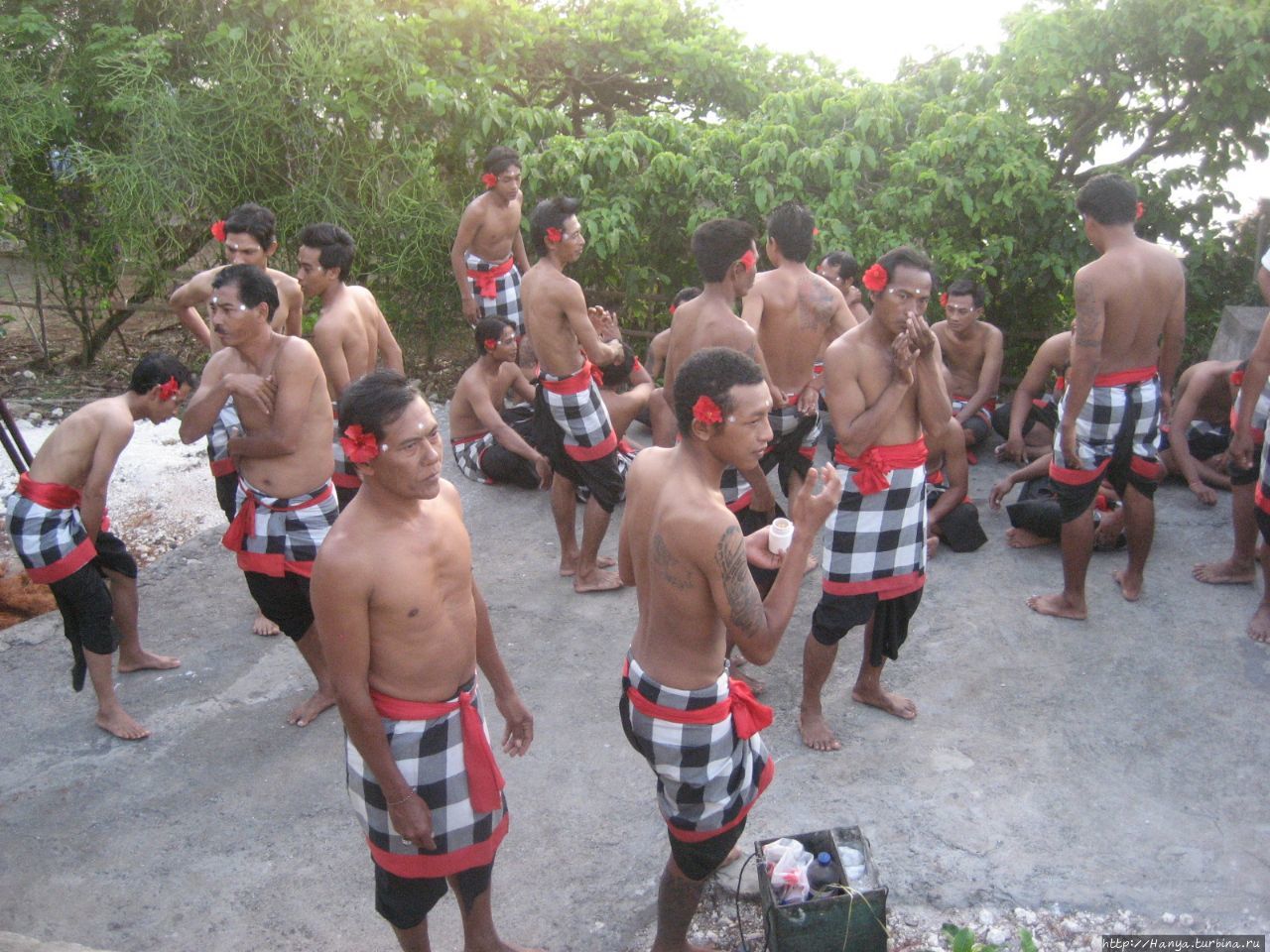 Танец Кечак Улувату, Индонезия