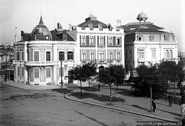 Дворец Seixas  на площаде Маркиза Помбала. Из интернета