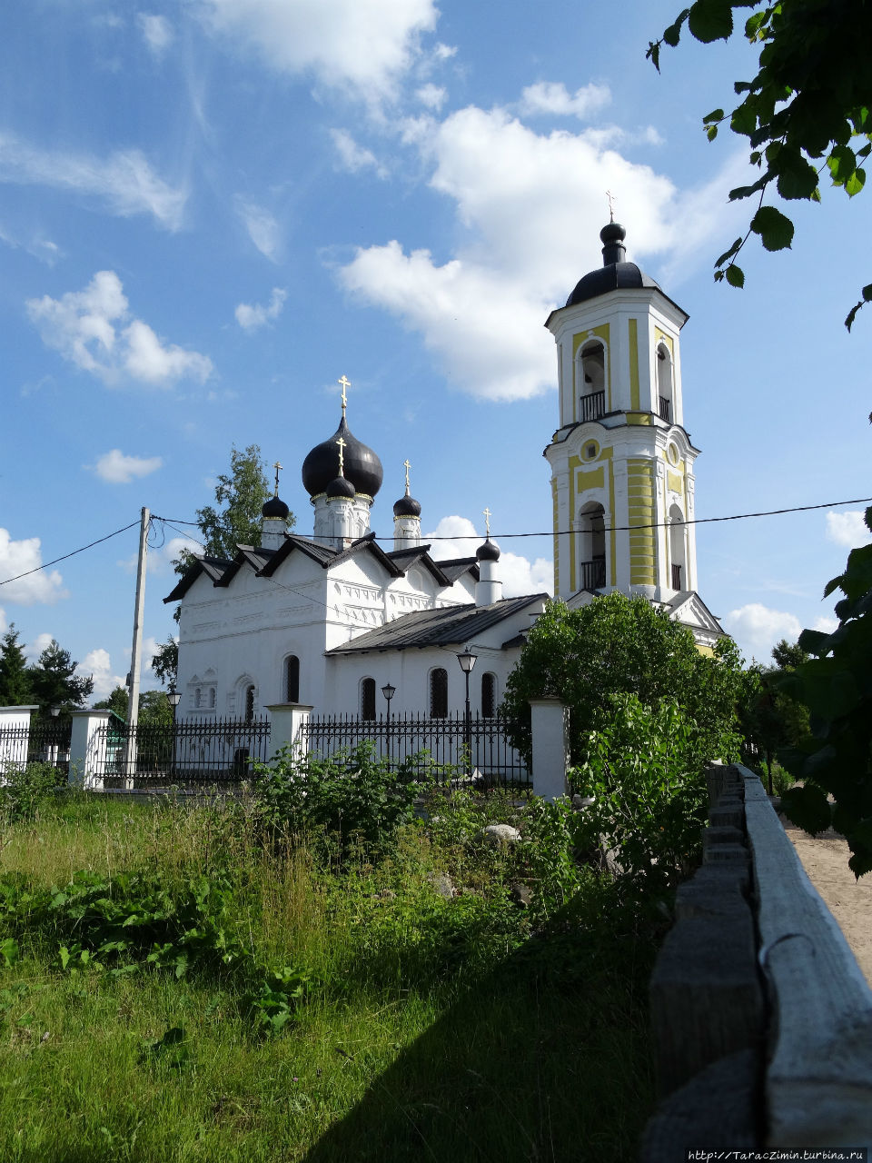 Никольская церковь Старая Русса, Россия