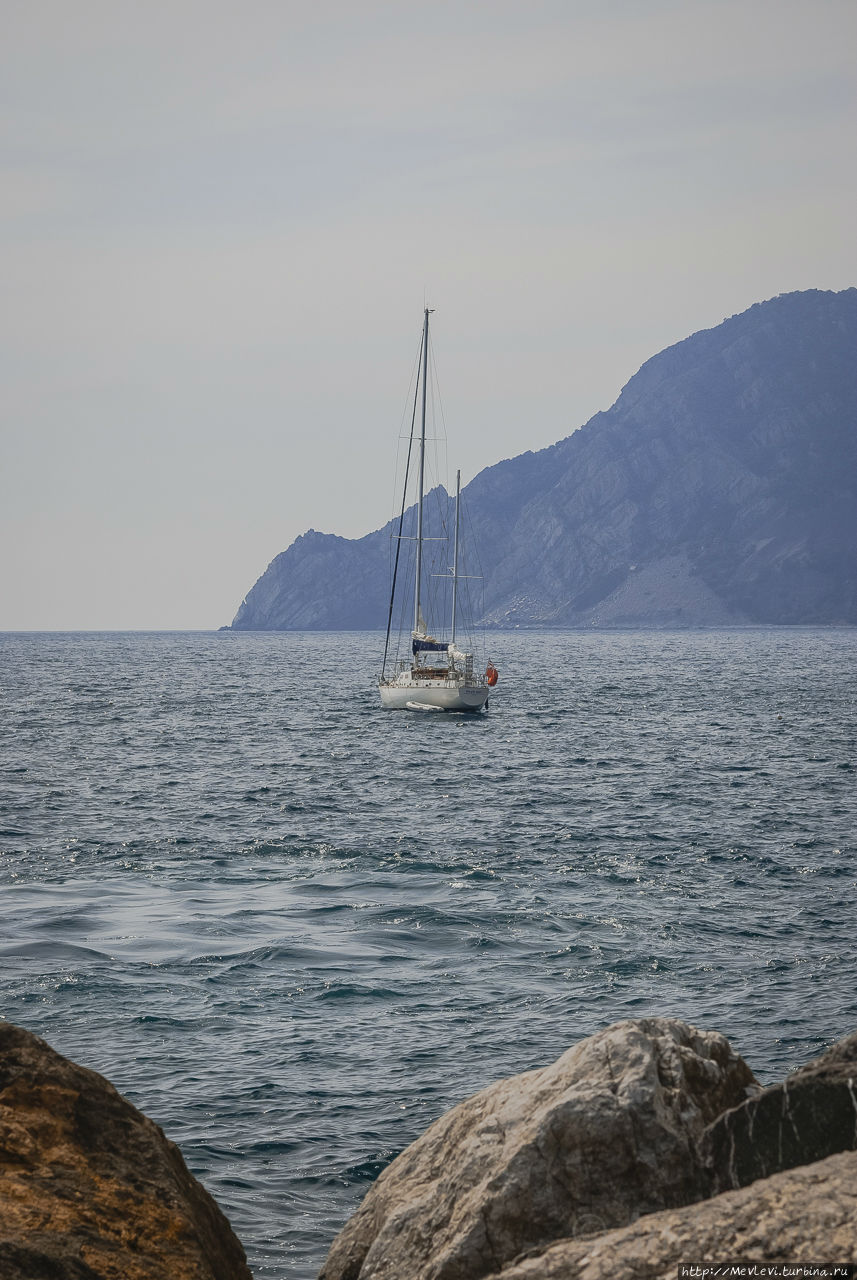 Прогулка в Vernazza, La Spezia, Италия Вернаска, Италия